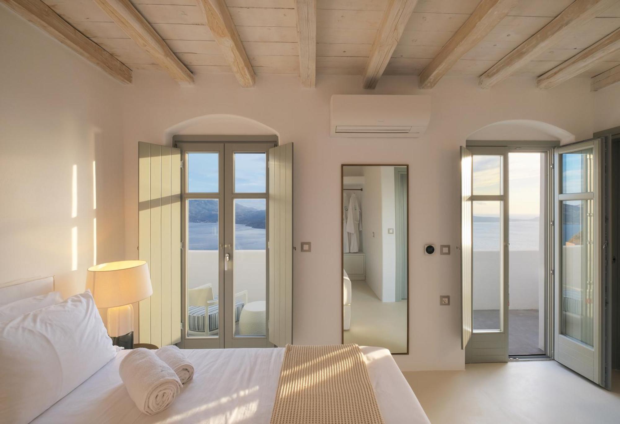 Odyssey Rock Milos Sunset Suites Plaka  Ngoại thất bức ảnh