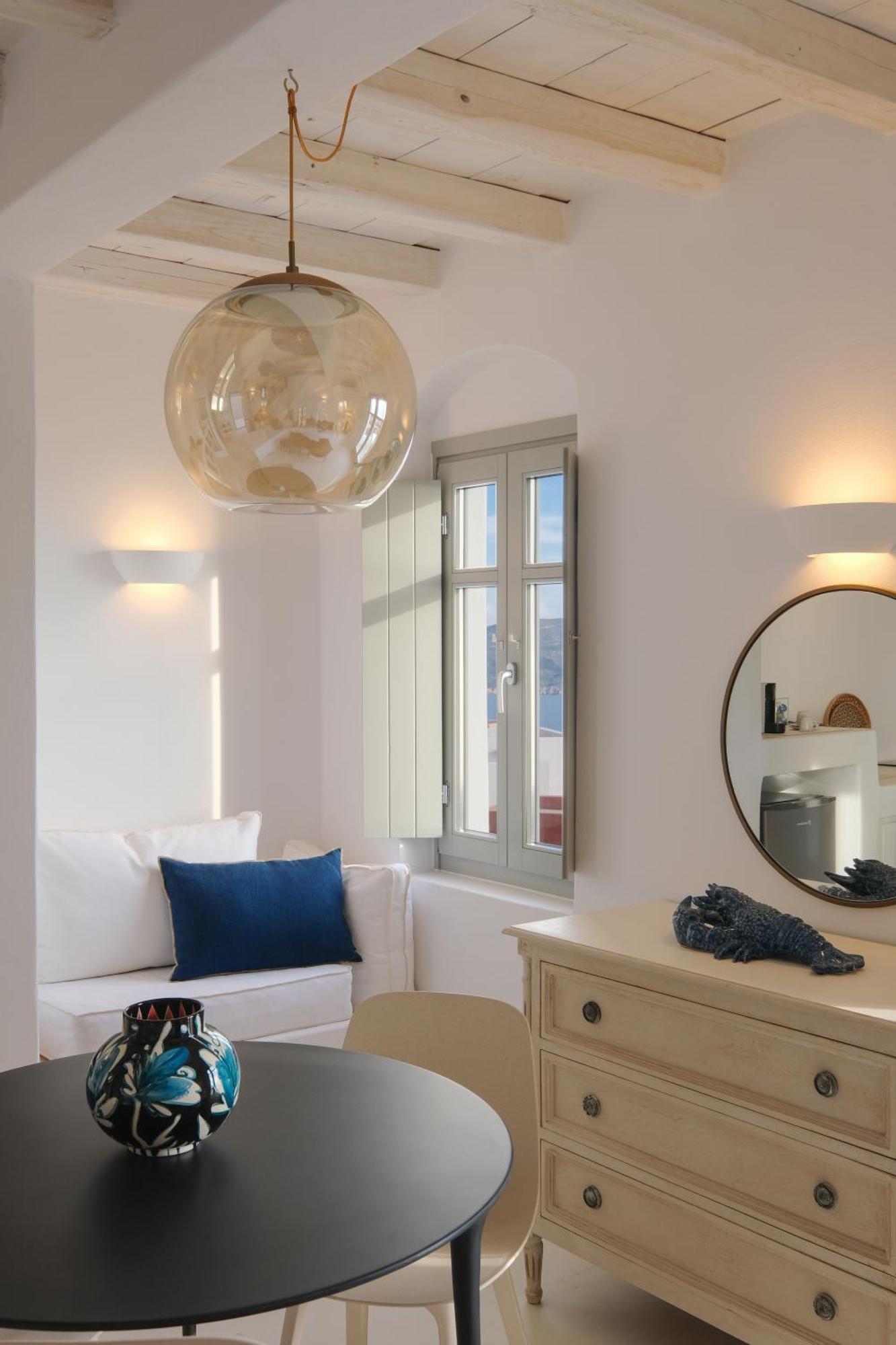 Odyssey Rock Milos Sunset Suites Plaka  Ngoại thất bức ảnh