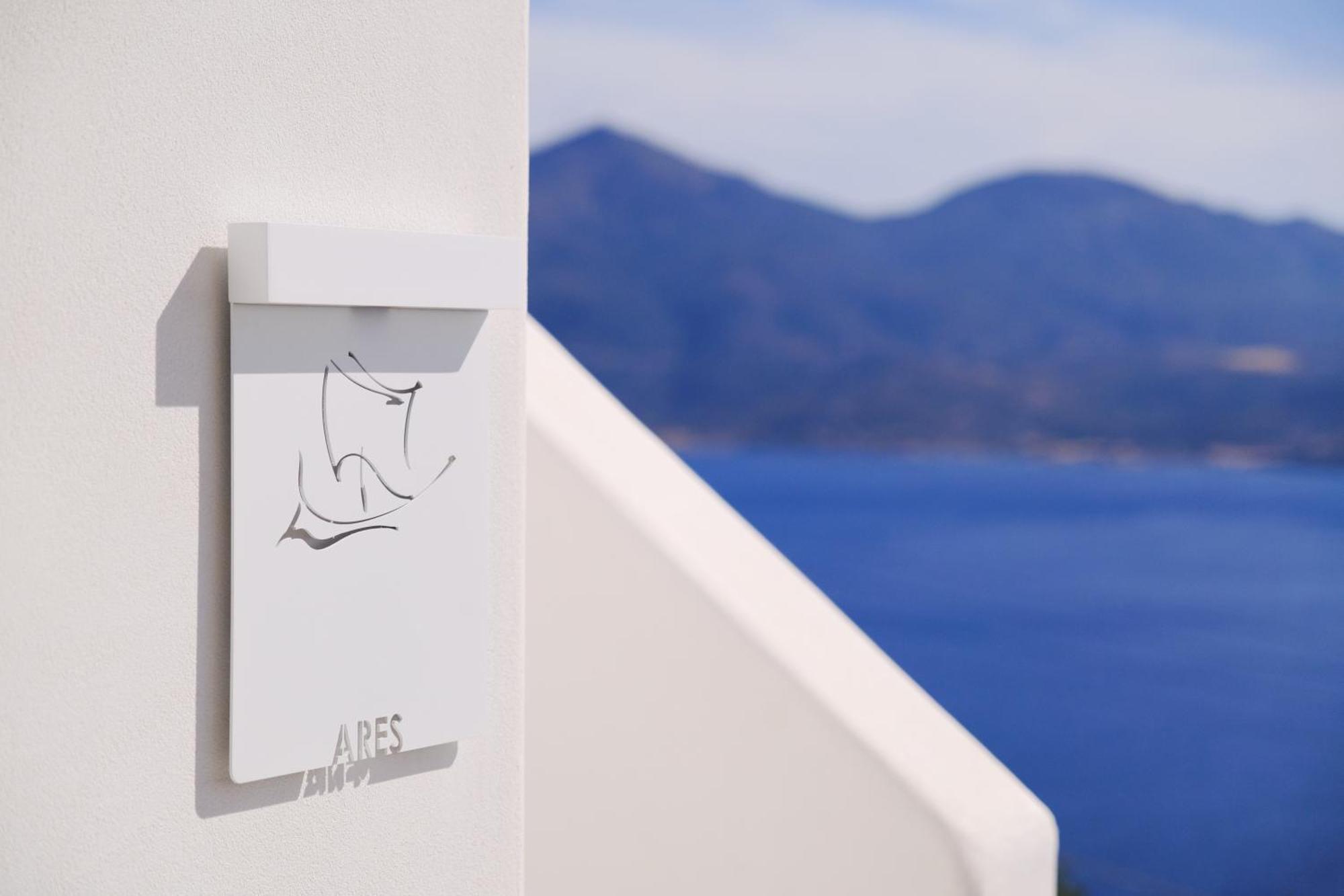 Odyssey Rock Milos Sunset Suites Plaka  Ngoại thất bức ảnh
