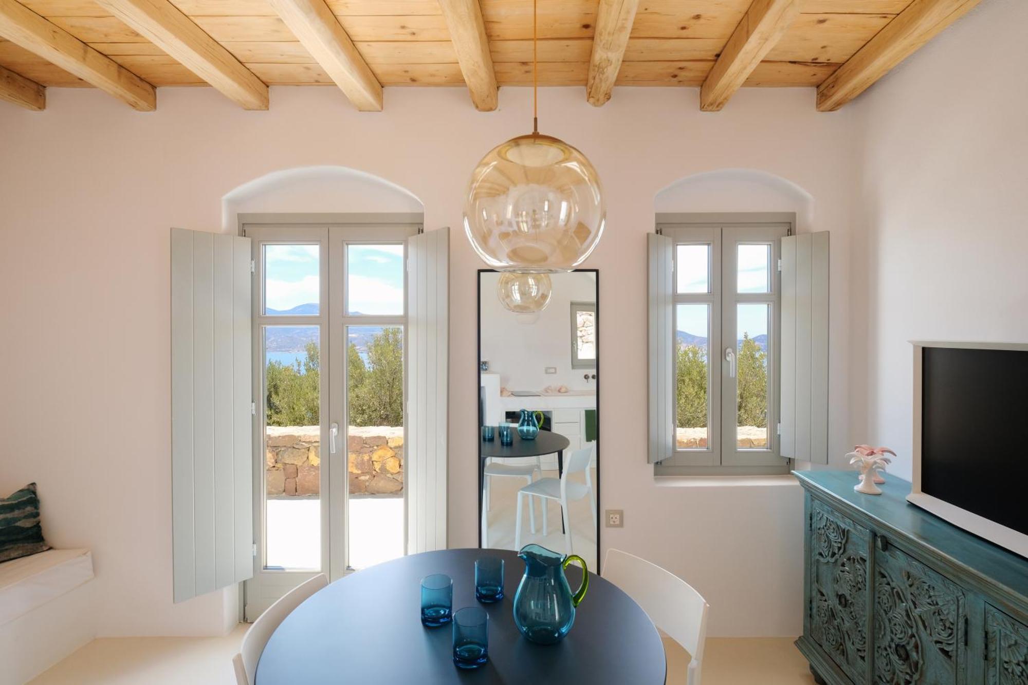 Odyssey Rock Milos Sunset Suites Plaka  Ngoại thất bức ảnh