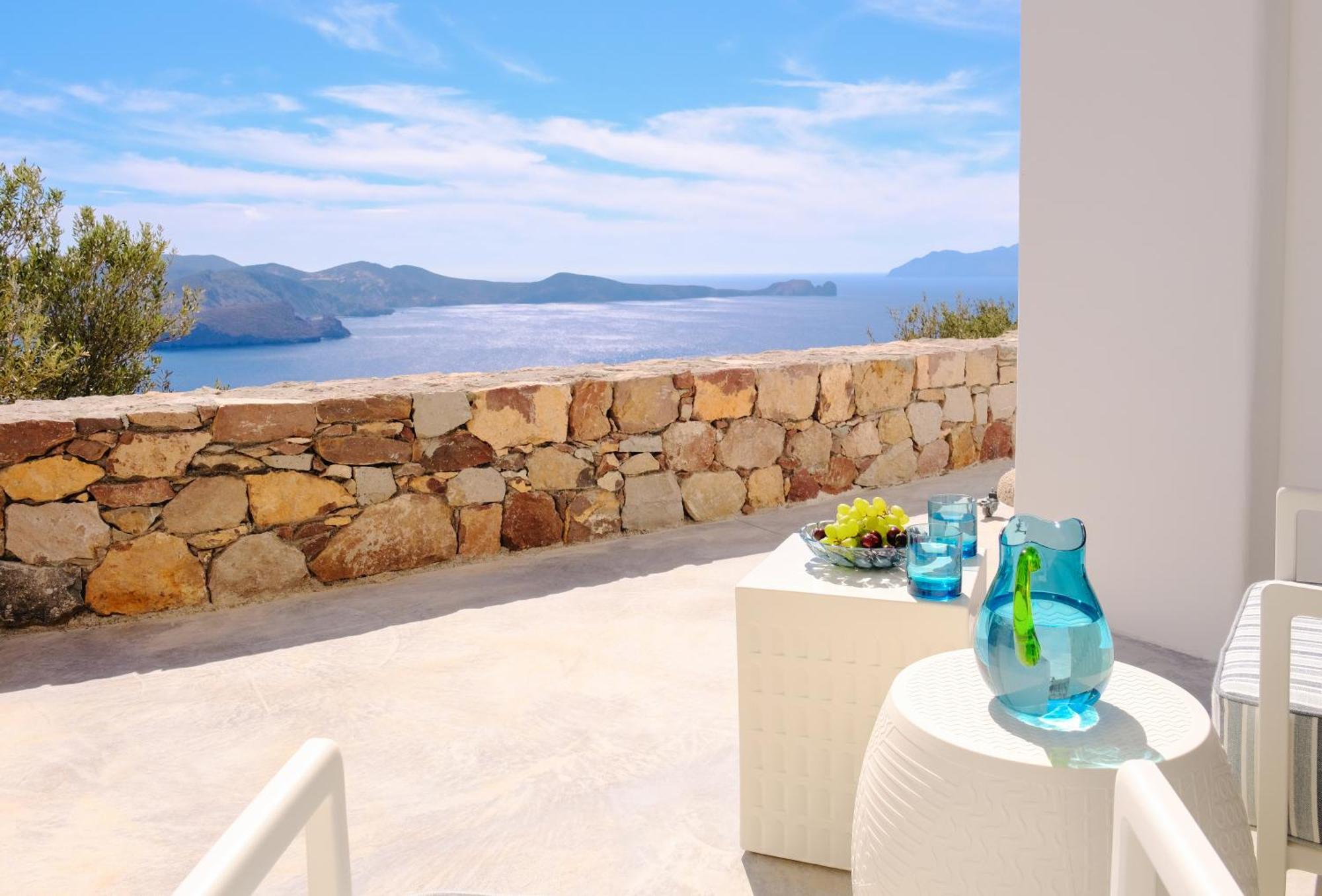 Odyssey Rock Milos Sunset Suites Plaka  Ngoại thất bức ảnh