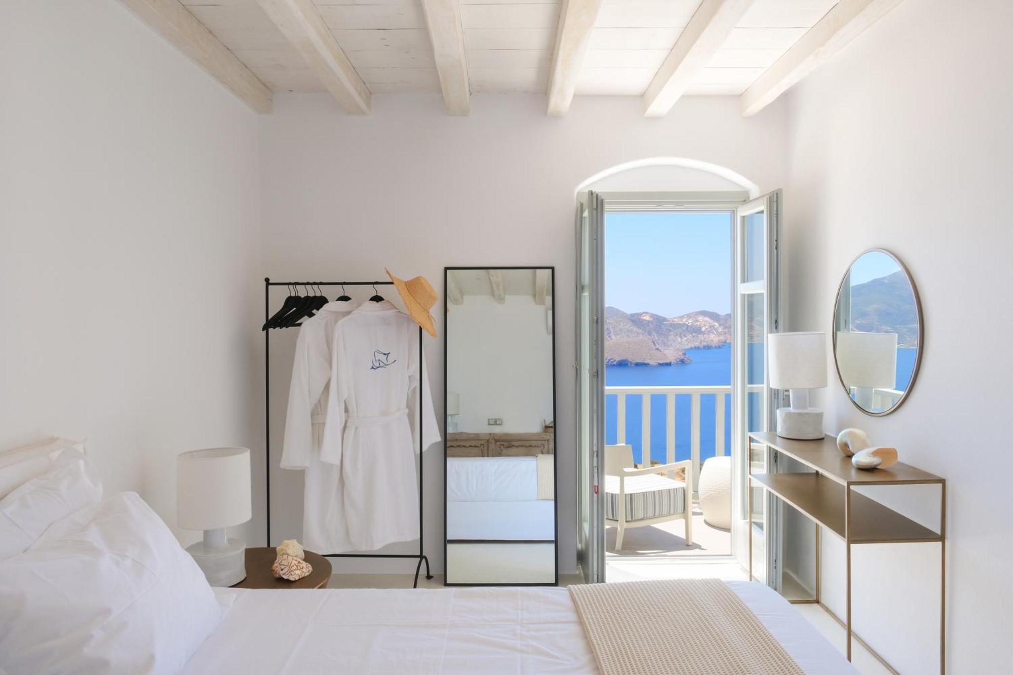Odyssey Rock Milos Sunset Suites Plaka  Phòng bức ảnh